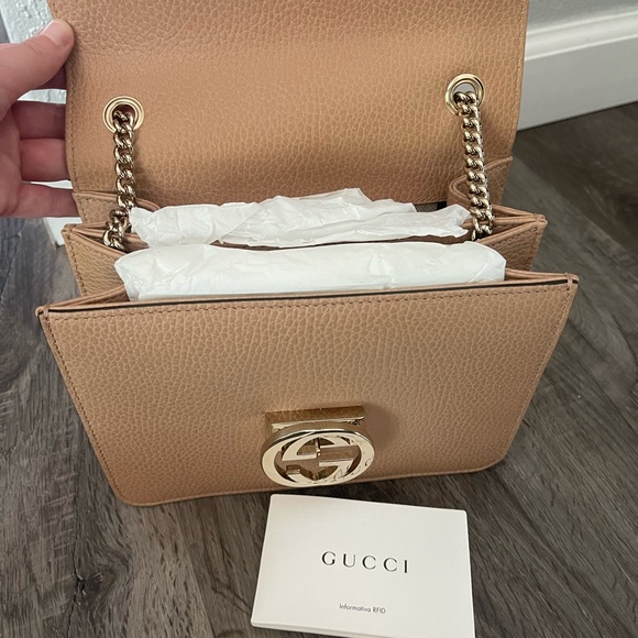 Authentic Gucci crossbody - Picture 10 of 11